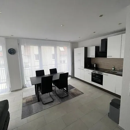 Ferienwohnung Piya 4